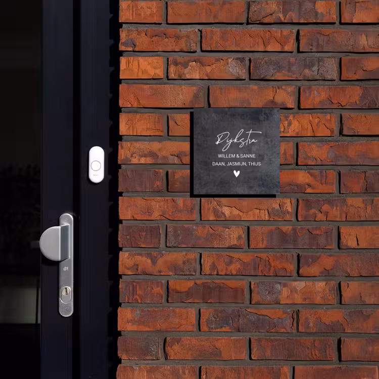 Naambordje voordeur - Vierkant - Donker steen - Sierlijk — 2