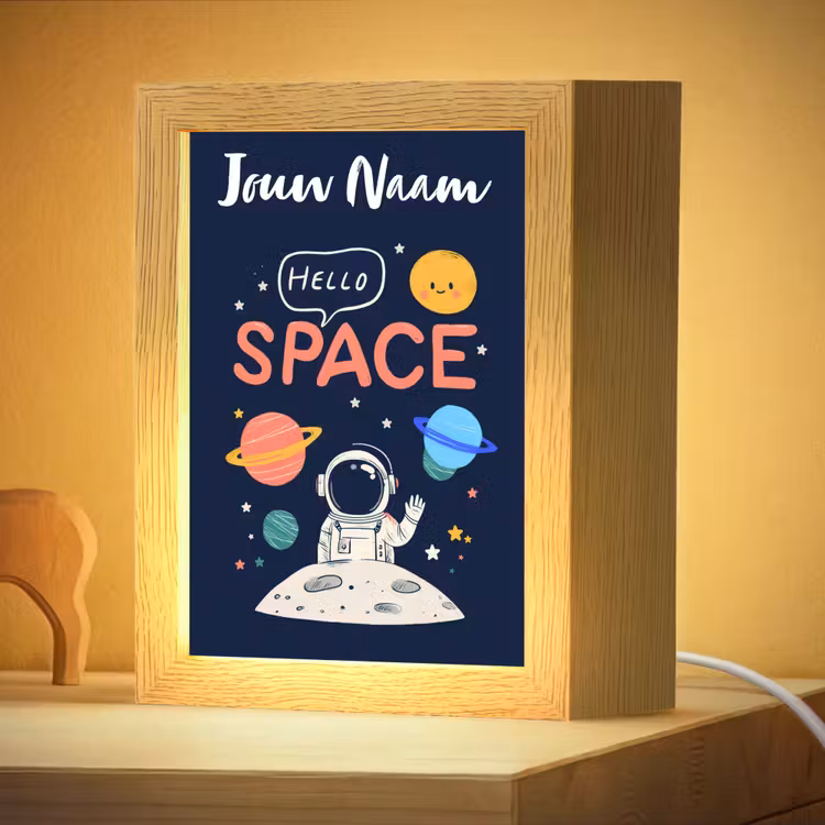 Nachtlampje met naam - Astronaut - Ruimte - Planeten — 4