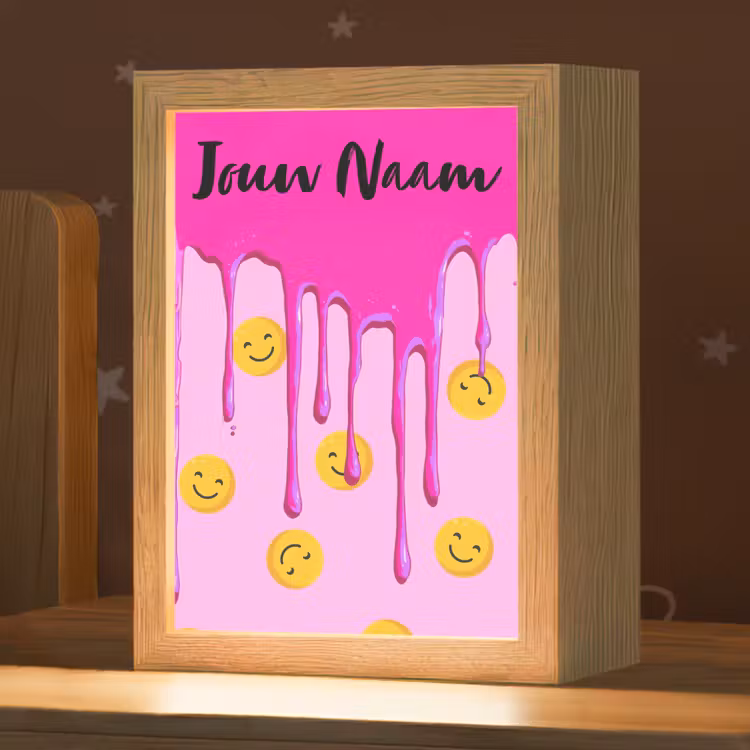 Nachtlampje met naam - Smiley - Roze - Glazuur — 1