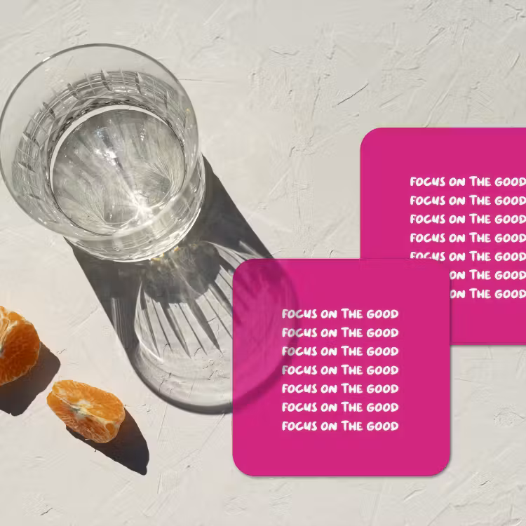 Onderzetter - Focus on the good - Roze - wit — 3