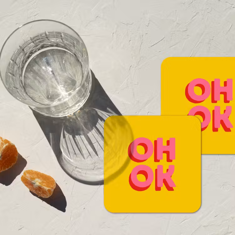 Onderzetter - Oh ok - 3D - Geel - Roze — 3