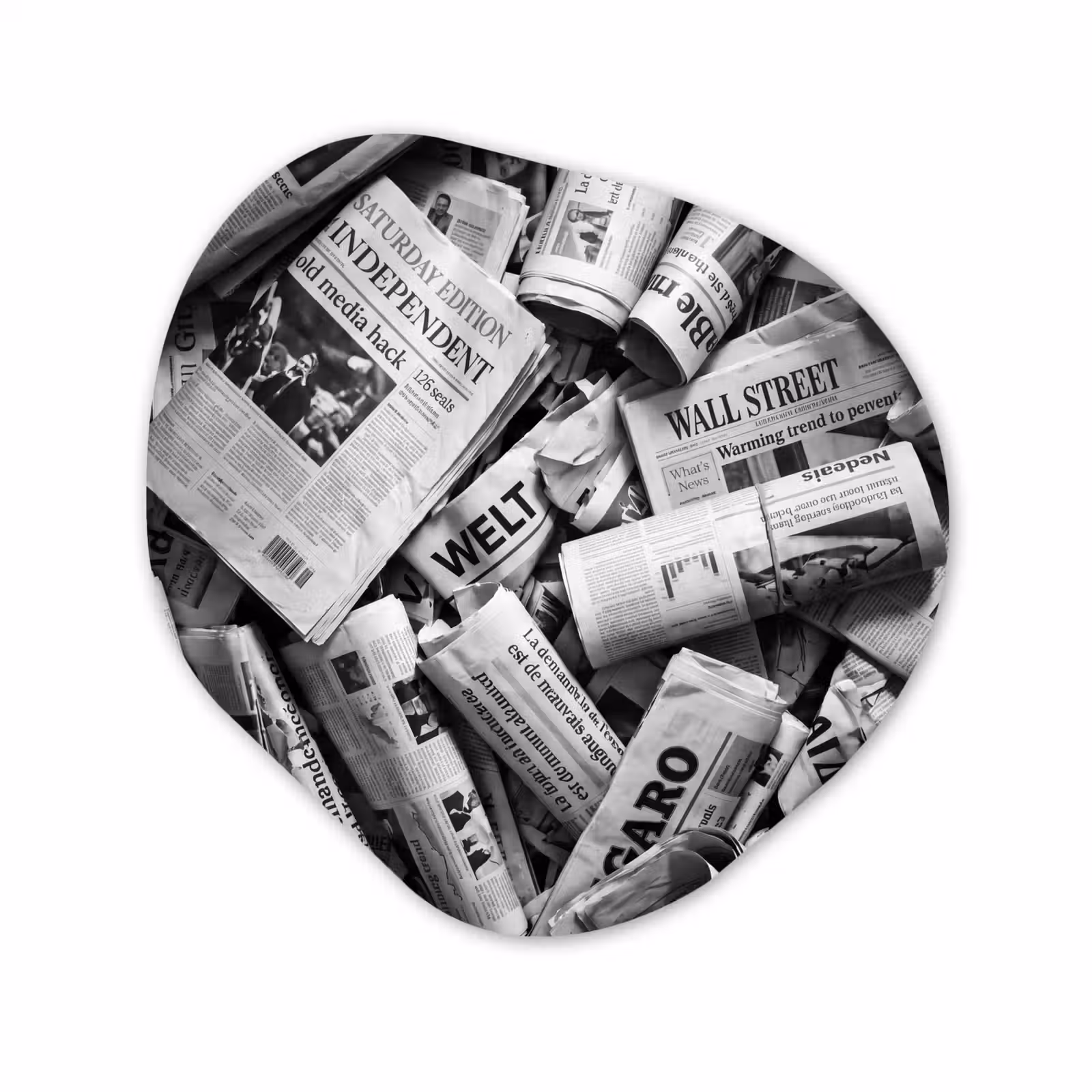 Organisch schilderij - Forex - Krant - Stapel - Nieuws - Zwart-wit — 1
