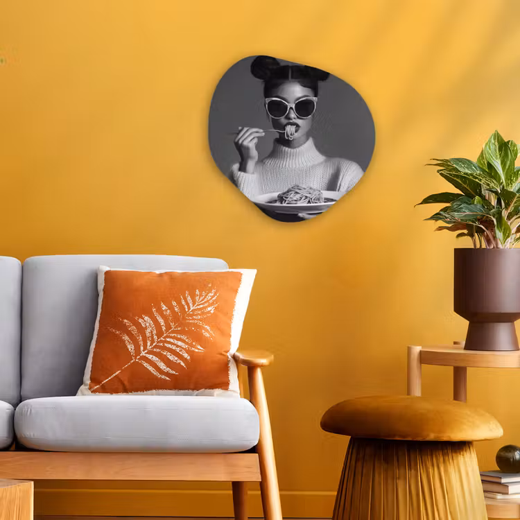 Organisch schilderij - Forex - Vrouw - Pasta - Zonnebril — 3