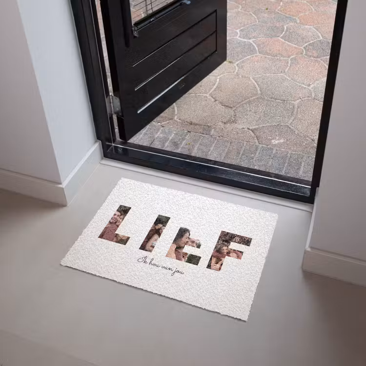 Personaliseerbare deurmat - Lief - Lettercollage — 4