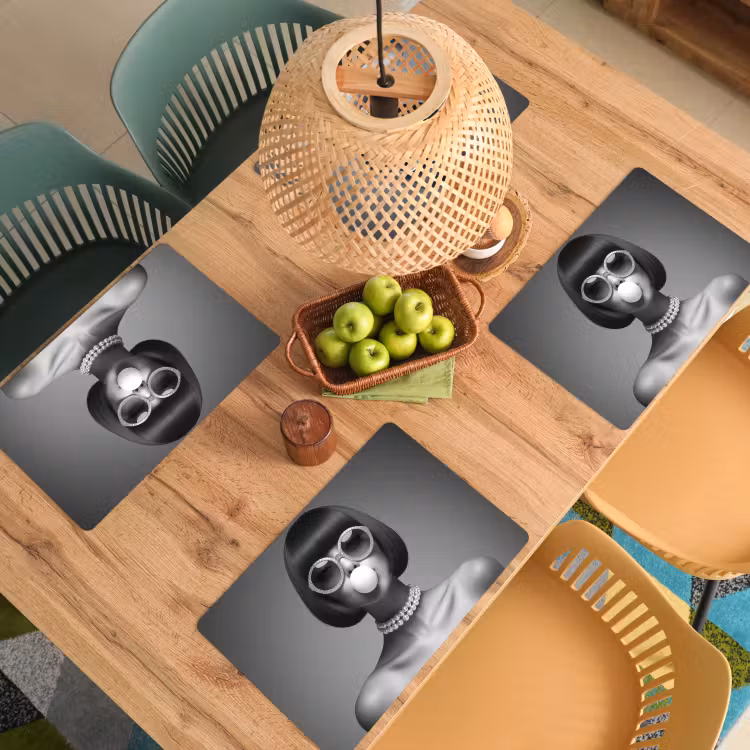 Placemat - 6 stuks - Vrouw - Zwart Wit - Ketting - Zonnebril — 6