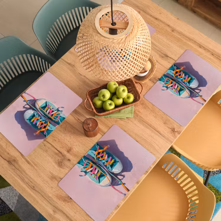 Placemat - 6 stuks - Sneakers - Veters - Kleurrijk - Schaduw — 6