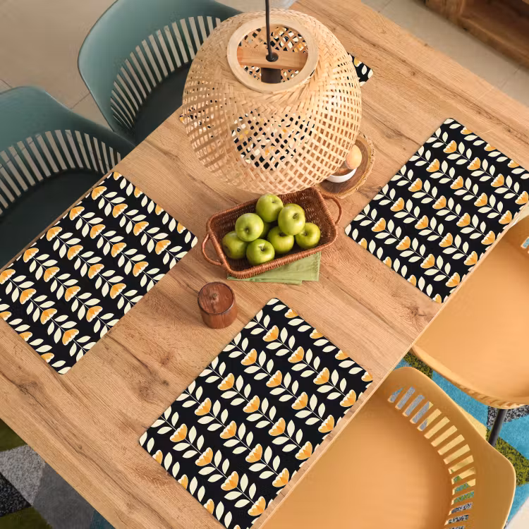 Placemat - 6 stuks - Retro - Bloem - Zwart - Okergeel — 6