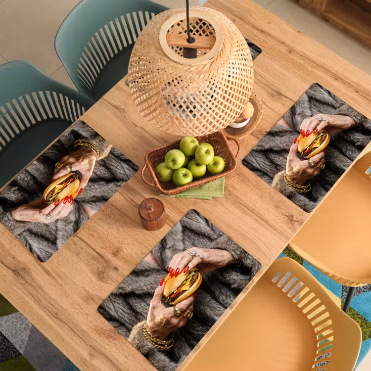 Placemat - 6 stuks - Vrouw - Hamburger - Bontjas — 6