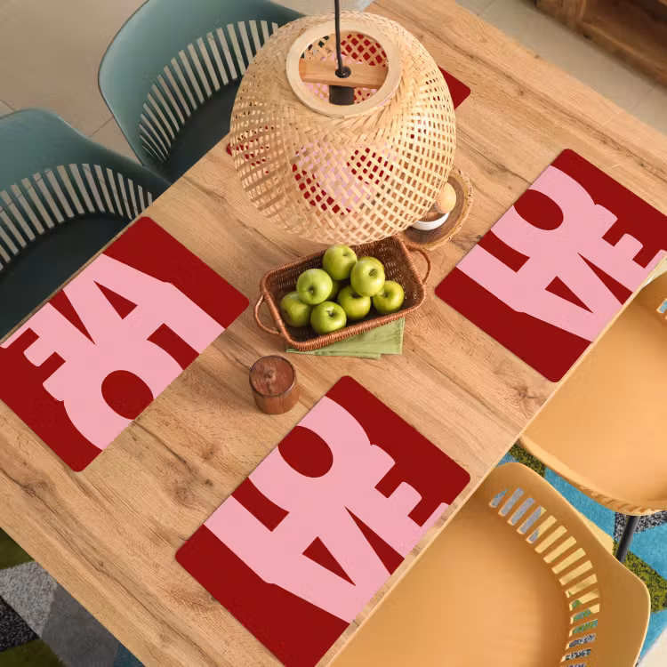 Placemat - 6 stuks - Love - Rood - Blokletters — 6
