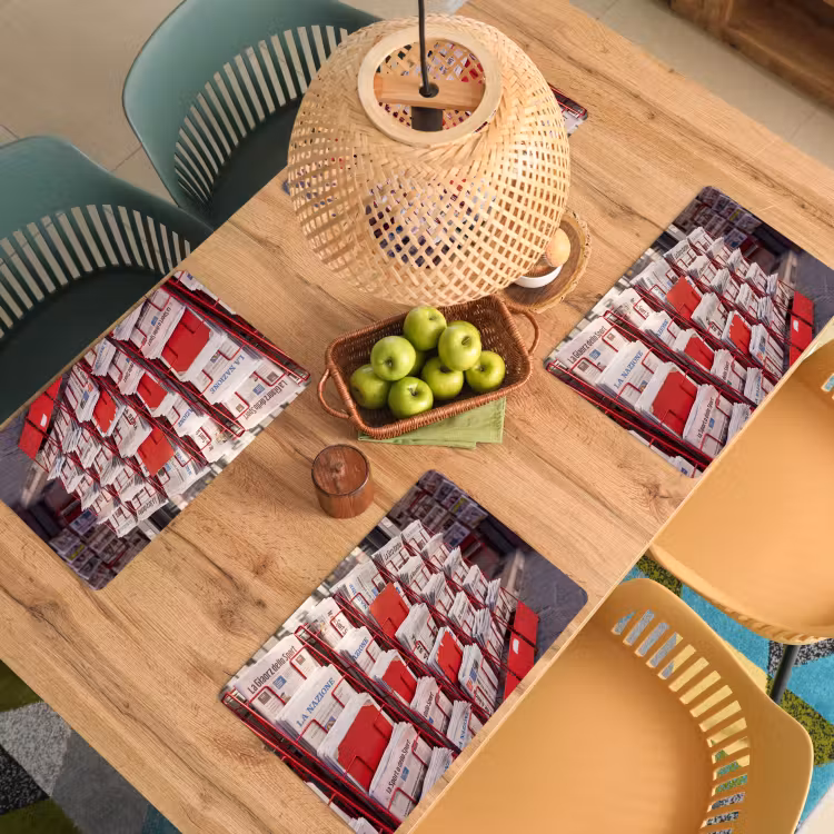 Placemat - 6 stuks - Kranten - Rek - Stedelijk - Dagelijks leven - Rood — 6