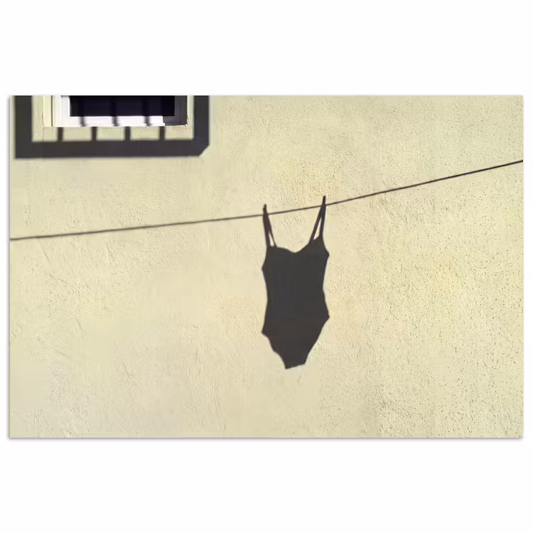 Poster - Badpak - Schaduw - Muur - Zomer - Minimalistisch — 1