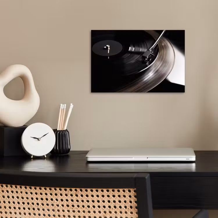 Poster - Close-up - Vinylplaat - Platenspeler - Zwart — 2