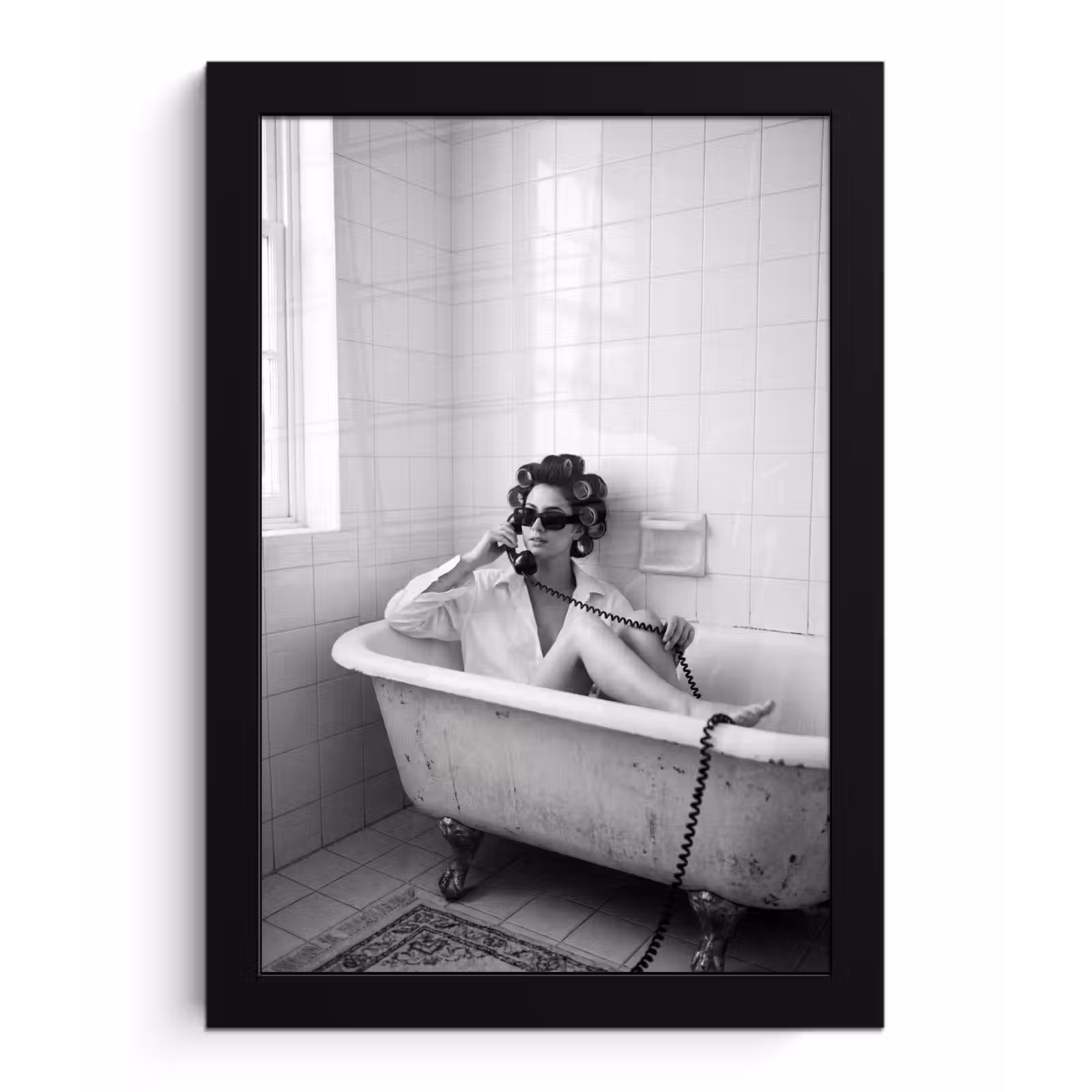 Poster met lijst - Bad - Vrouw - Zwart - Wit — 1