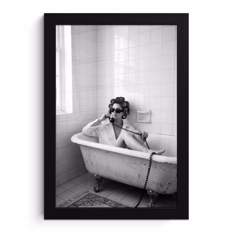 Poster met lijst - Bad - Vrouw - Zwart - Wit — 1