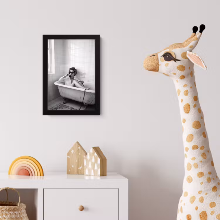 Poster met lijst - Bad - Vrouw - Zwart - Wit — 5