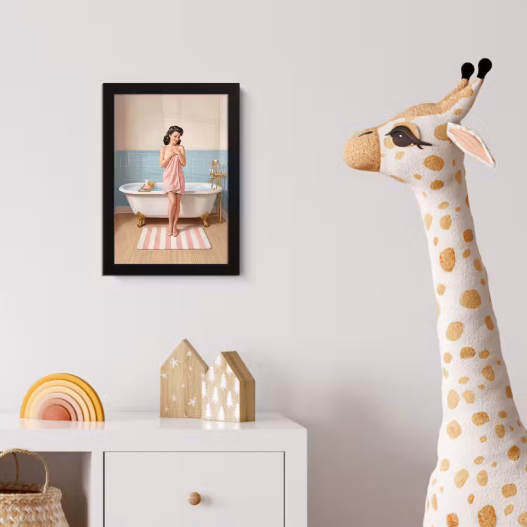 Poster met lijst - Badkamer - Vrouw - Roze — 5