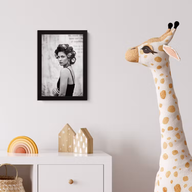 Poster met lijst - Edgy - Vrouw - Zwart - Wit — 5