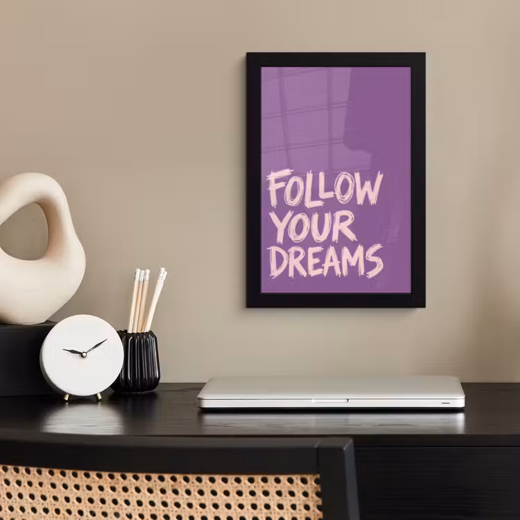 Poster met lijst - Follow your dreams - Paars - Penseeltextuur — 3