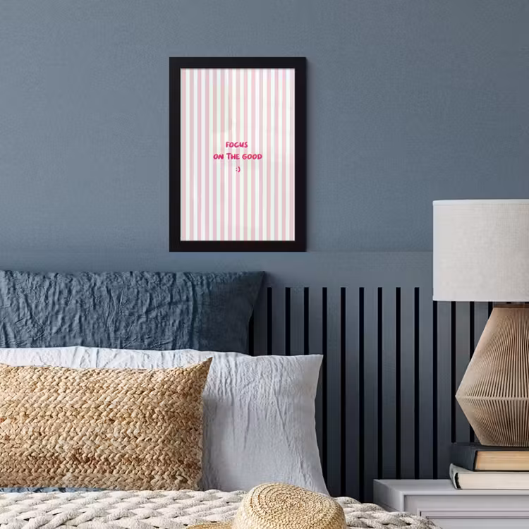Poster met lijst - Focus on the good - Strepen - Roze - Smiley — 4