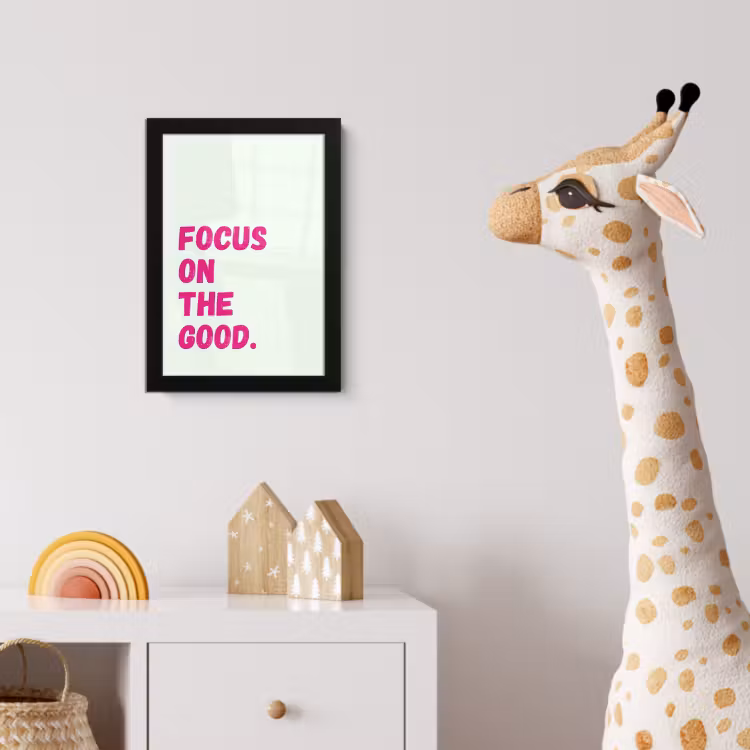 Poster met lijst - Focus on the good - Beige - Roze — 5