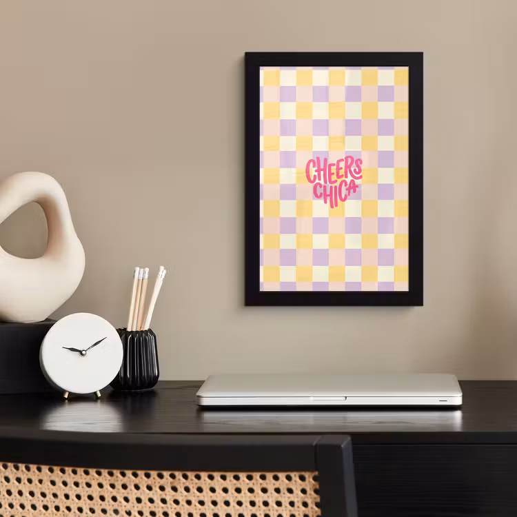 Poster met lijst - Cheers Chica - Ruitjes - Lila - Geel — 3