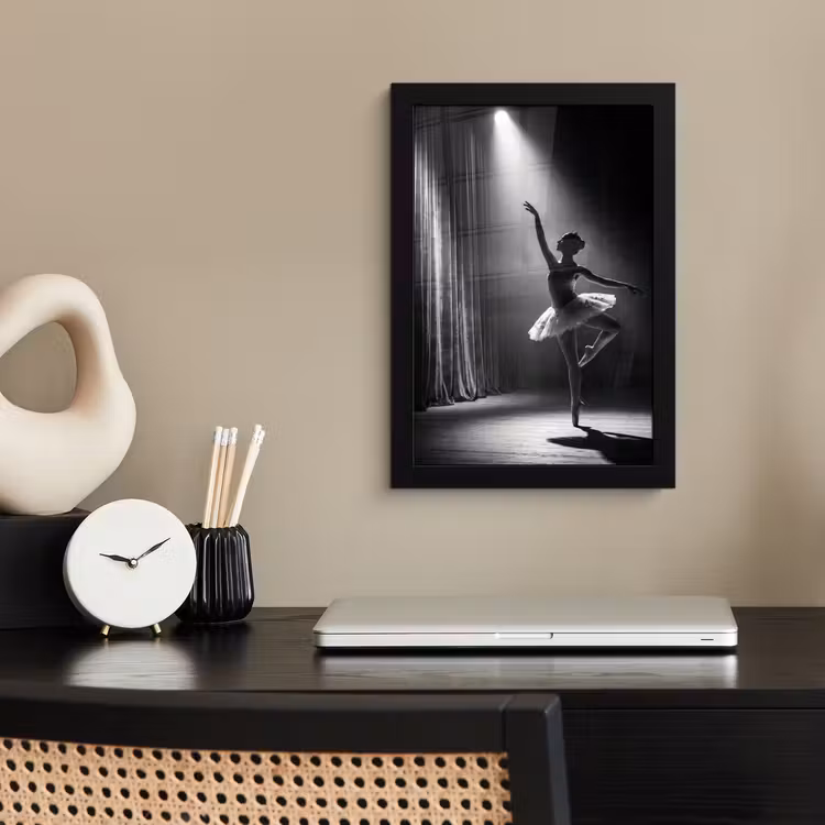 Poster met lijst - Danser - Podium - Zwart-wit - Kunst - Klassiek — 3
