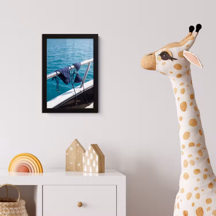 Poster met lijst - Bikini - Reling - Zee - Zomer - Blauw — 5
