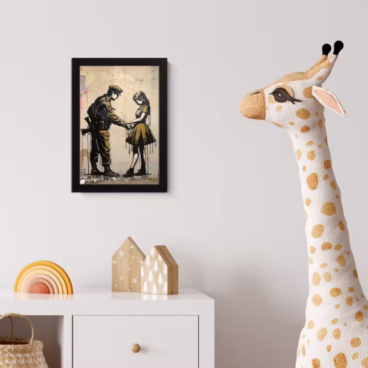 Poster met lijst - Soldaat - Meisje - Bruin - Graffiti — 5