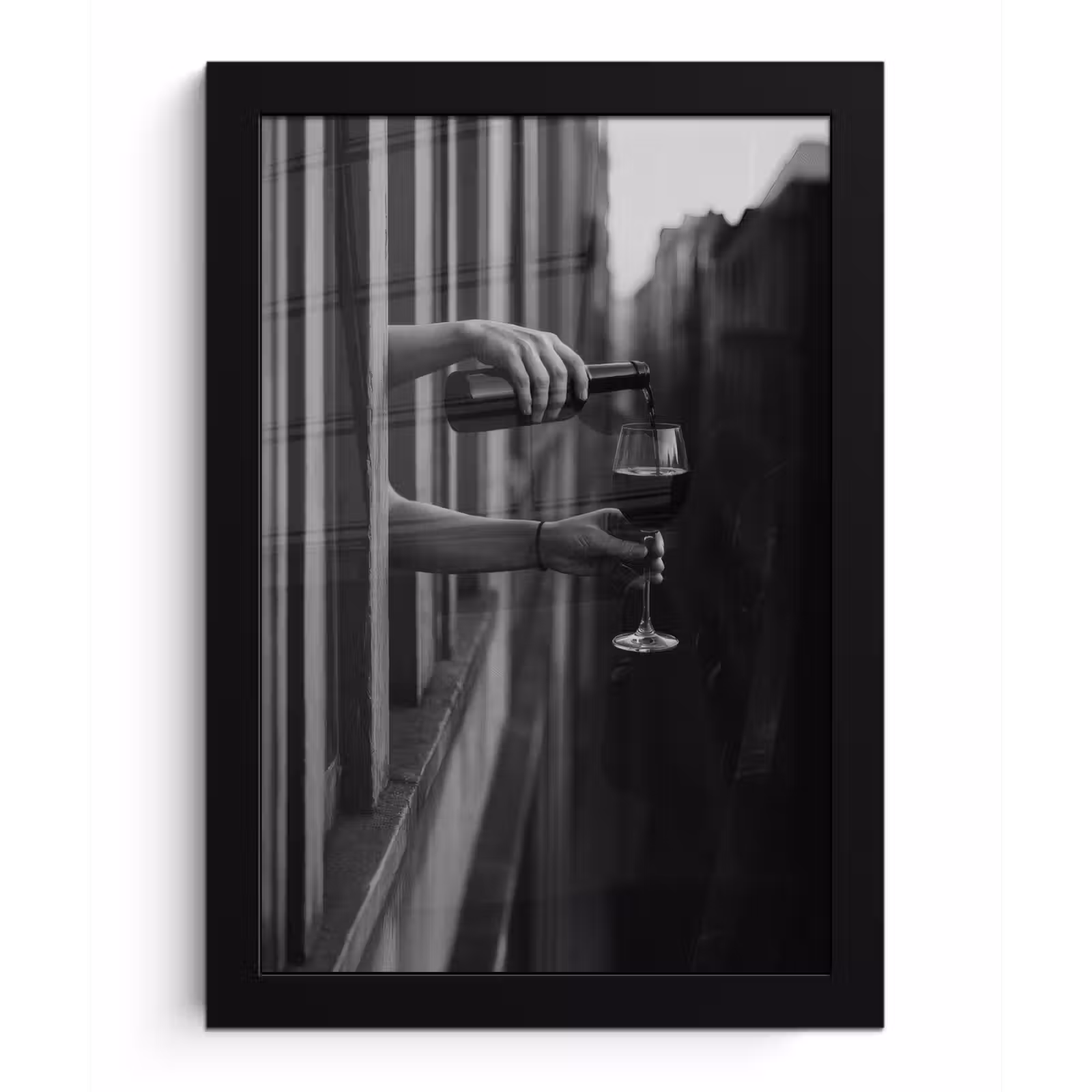 Poster met lijst - Wijnfles - Glas - Handen - Raam — 1