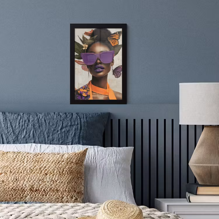 Poster met lijst - Vrouw - Zonnebril - Vlinder - Bloemen — 4