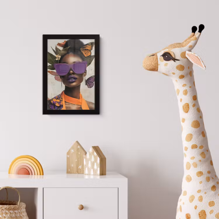 Poster met lijst - Vrouw - Zonnebril - Vlinder - Bloemen — 5