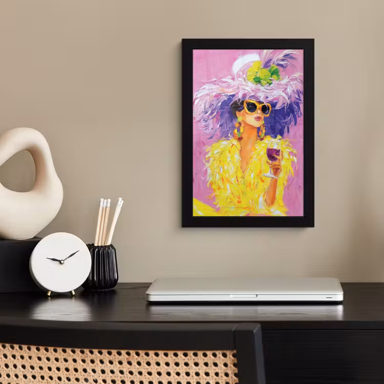 Poster met lijst - Zonnebril - Vrouw - Jas - Veren — 3
