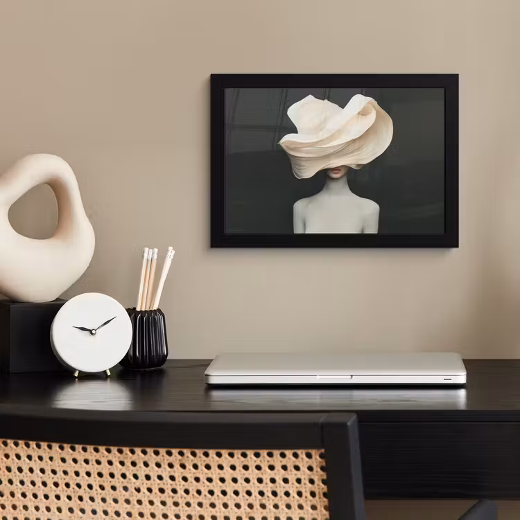 Poster met lijst - Vrouw - Beige - hoed — 3