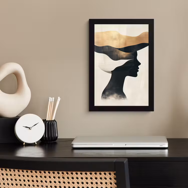 Poster met lijst - Vrouw - Golven - Zwart — 3