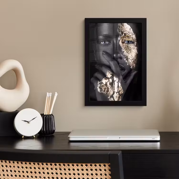 Poster met lijst - Vrouw - Goud - Zwart - Schmink - Luxe — 3