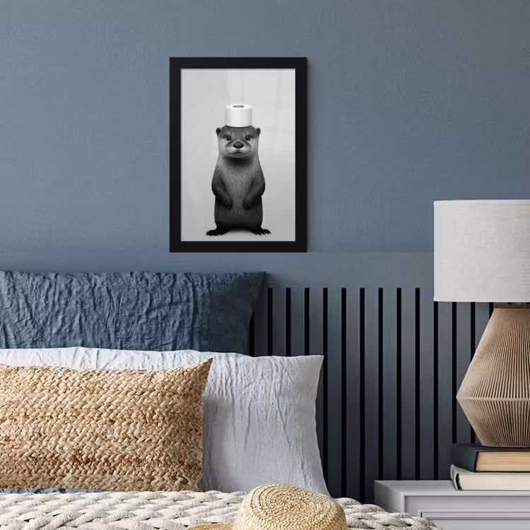 Poster met lijst - Otter - WC rol - Zwart - Wit — 4