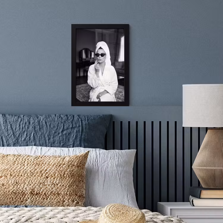 Poster met lijst - Zonnebril - Vrouw - Zwart - Wit — 4