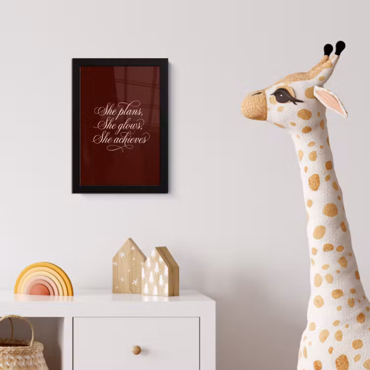 Poster met lijst - She plans she glows she achieves - Rood - Cursief — 5