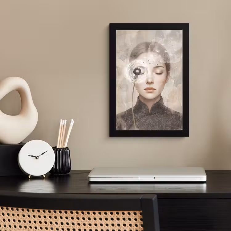 Poster met lijst - Vrouw - Sereen - Grijs — 3