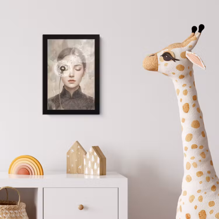 Poster met lijst - Vrouw - Sereen - Grijs — 5
