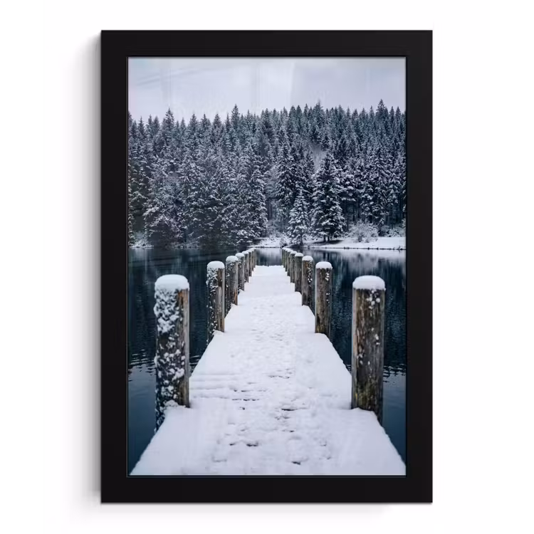 Poster met lijst - Steiger - Meer - Sneeuw - Bergen - Rustgevend — 1