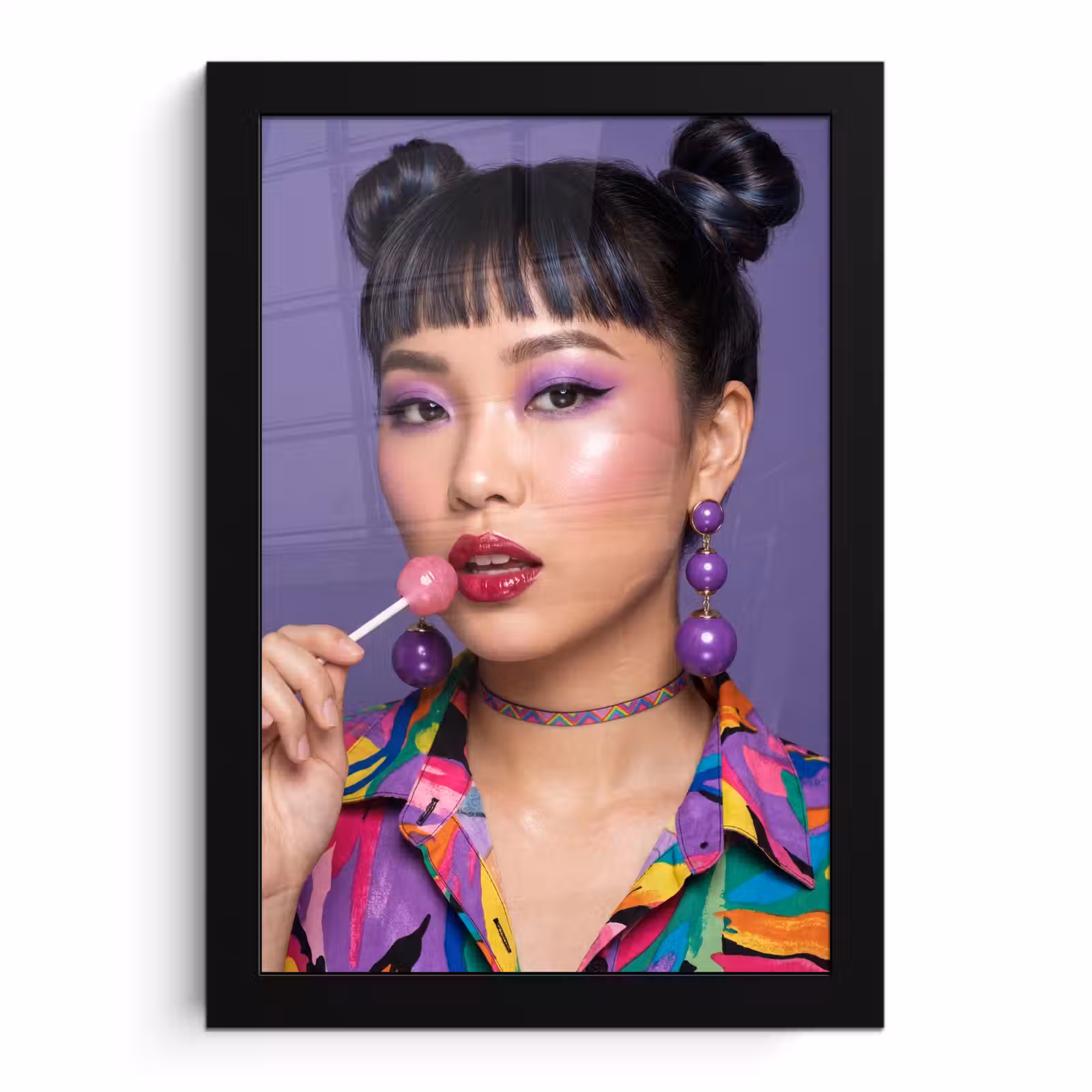 Poster met lijst - Vrouw - Portret - Make-up - Paars - Levendig — 1