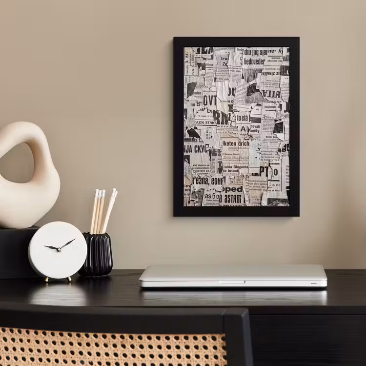 Poster met lijst - Krant - Gescheurd - Textuur - Abstract - Zwart-wit — 3