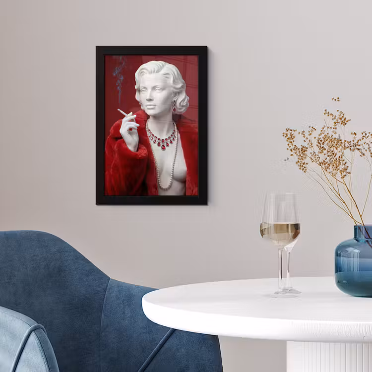 Poster met lijst - Vrouw - Bontjas - Mode - Klassiek - Rood — 2
