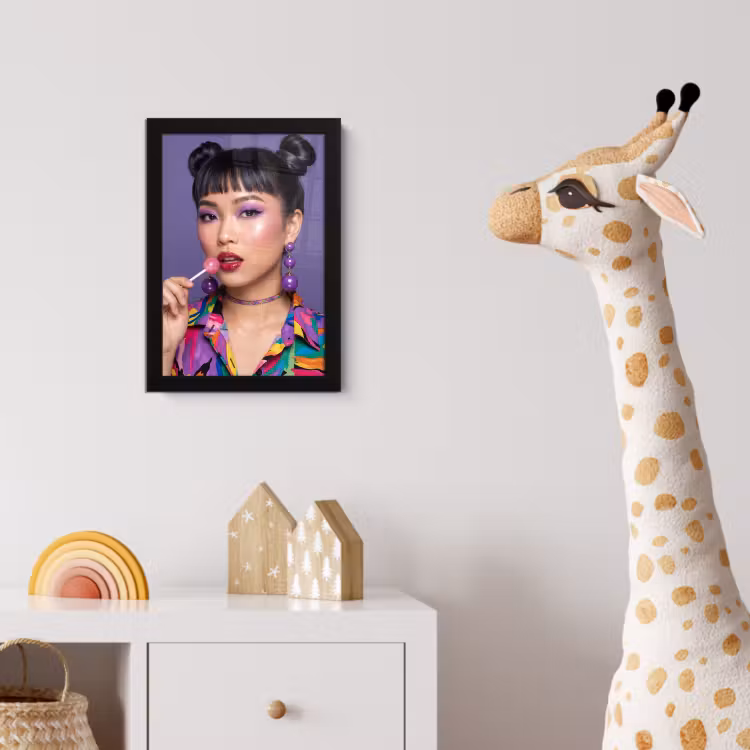 Poster met lijst - Vrouw - Portret - Make-up - Paars - Levendig — 5