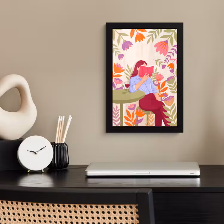 Poster met lijst - Vrouw - Lezen - Thuis - Modern - Bloemen — 3