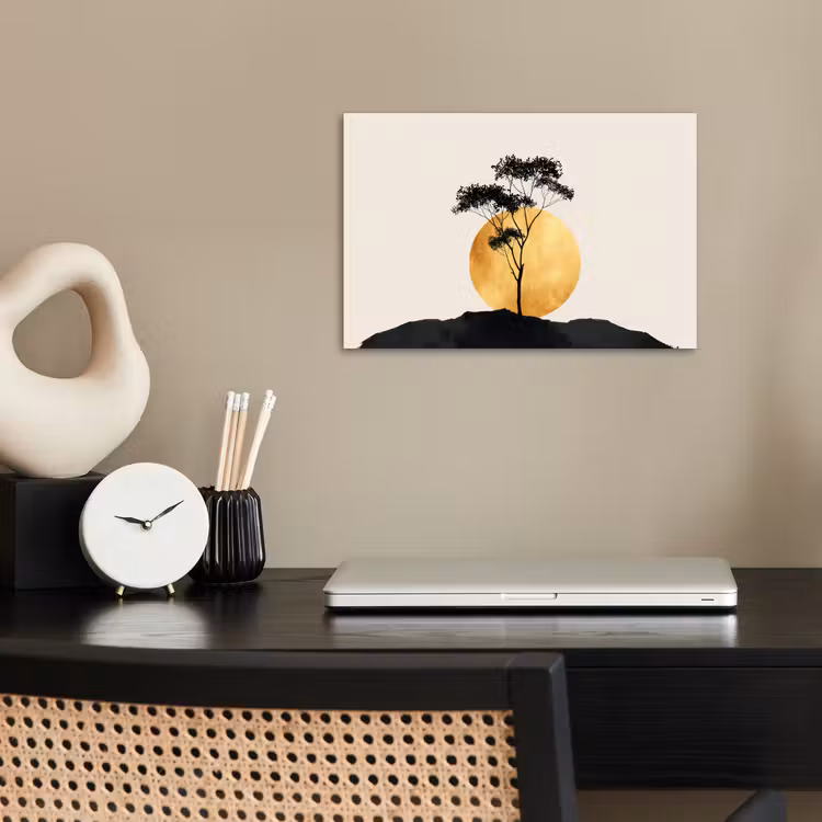 Poster - Zwarte boom - Gouden cirkel - Heuvel — 2