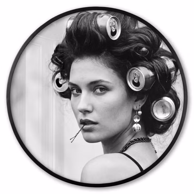 Ronde fotolijst - Edgy - Vrouw - Zwart - Wit — 1