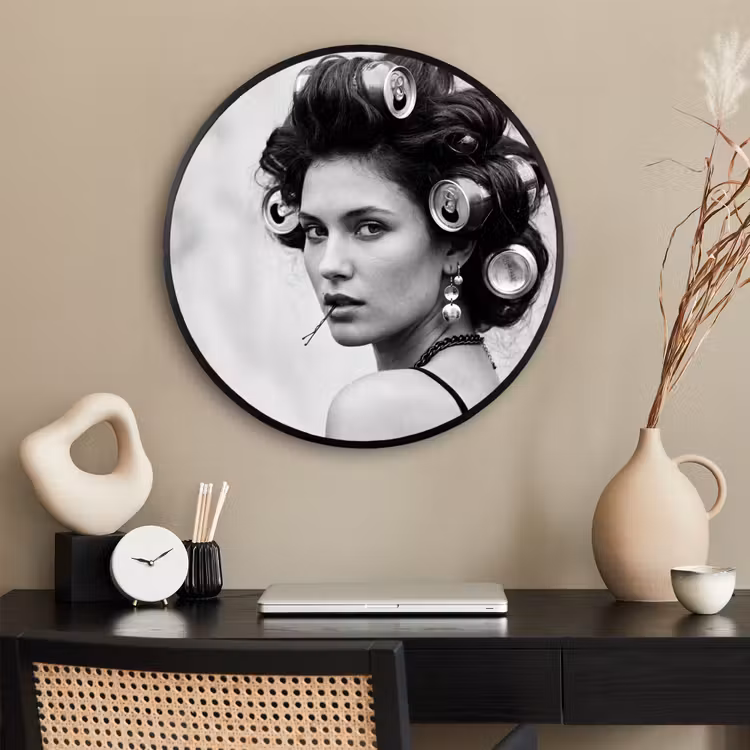 Ronde fotolijst - Edgy - Vrouw - Zwart - Wit — 2