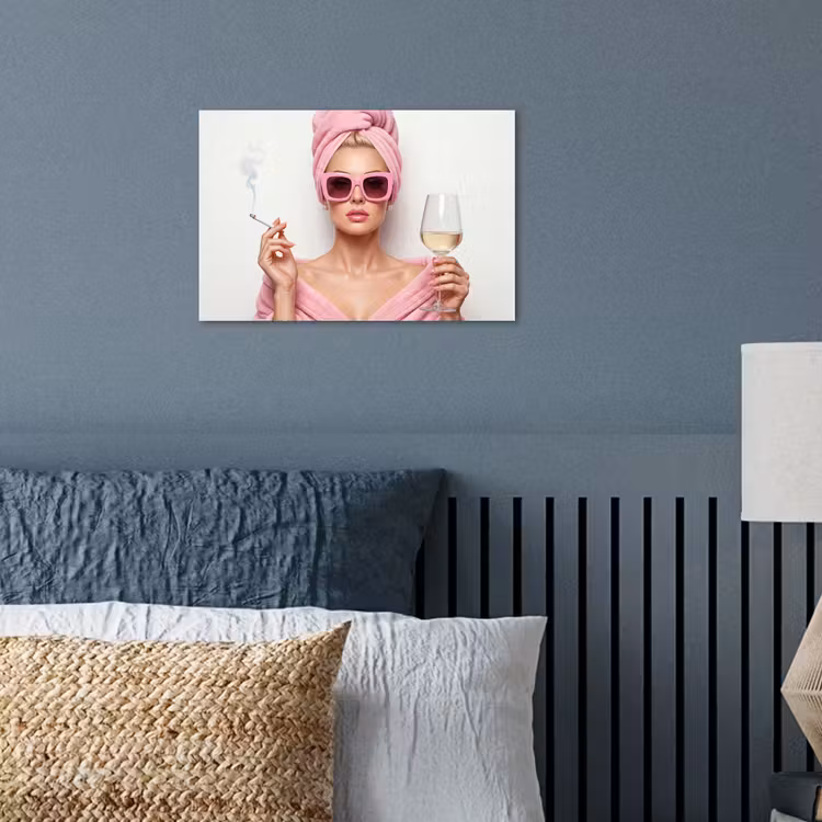 Poster - Vrouw - Roze - Wijn - Zonnebril — 3